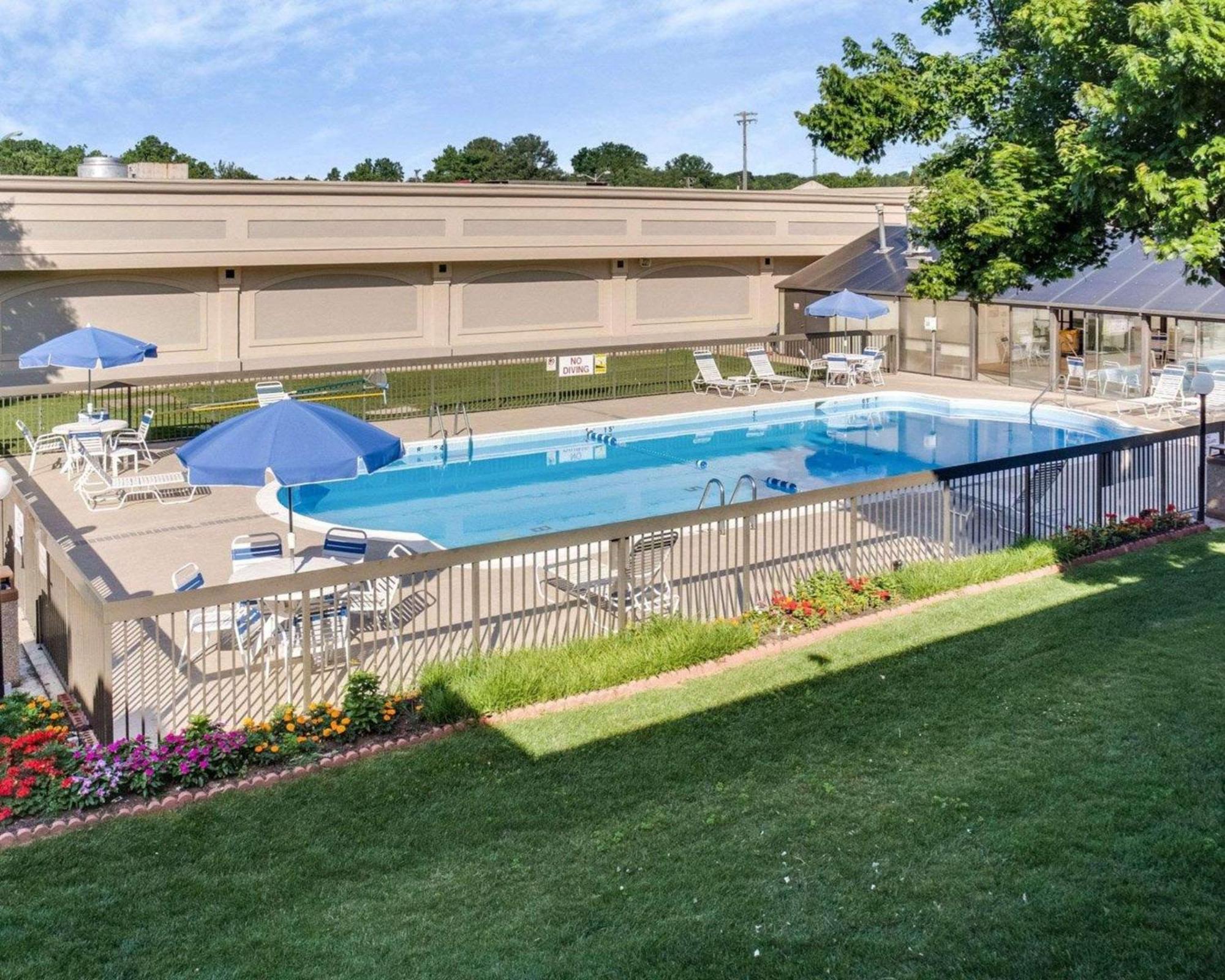 Clarion Inn Fredericksburg Dış mekan fotoğraf