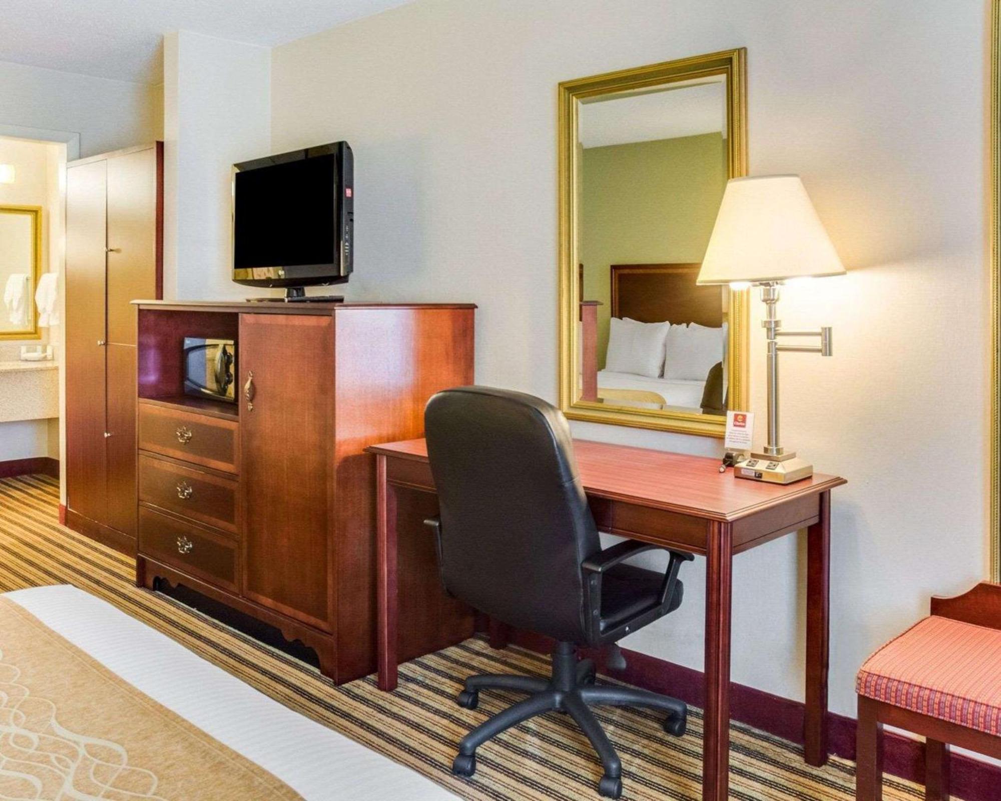 Clarion Inn Fredericksburg Dış mekan fotoğraf